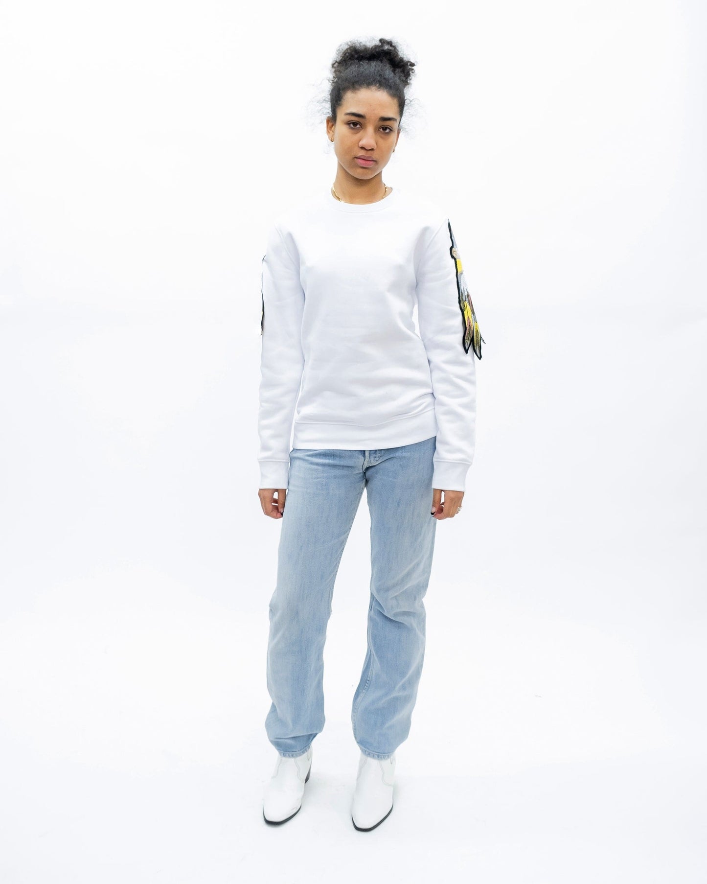 Evergreen - White Parrot Patch Sweatshirt